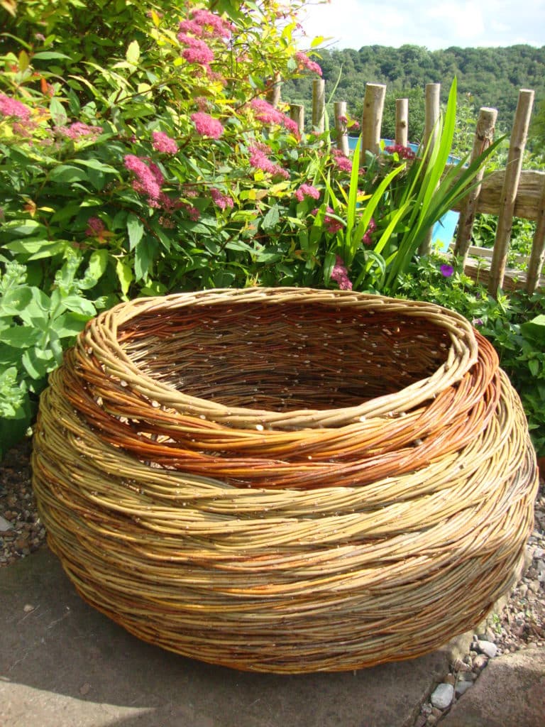 Rolled weave basket