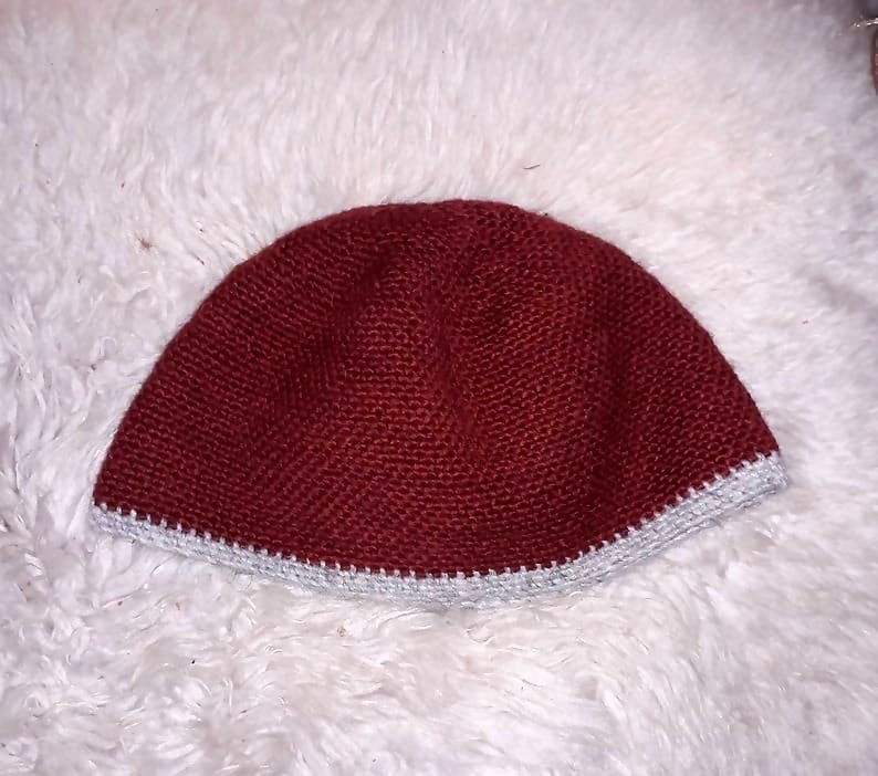 100% Shetland yarn Red Cochineal wool, double hand-dyed nalbound Viking hat