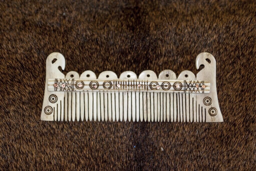 Danish Hogged Backed Composite Comb