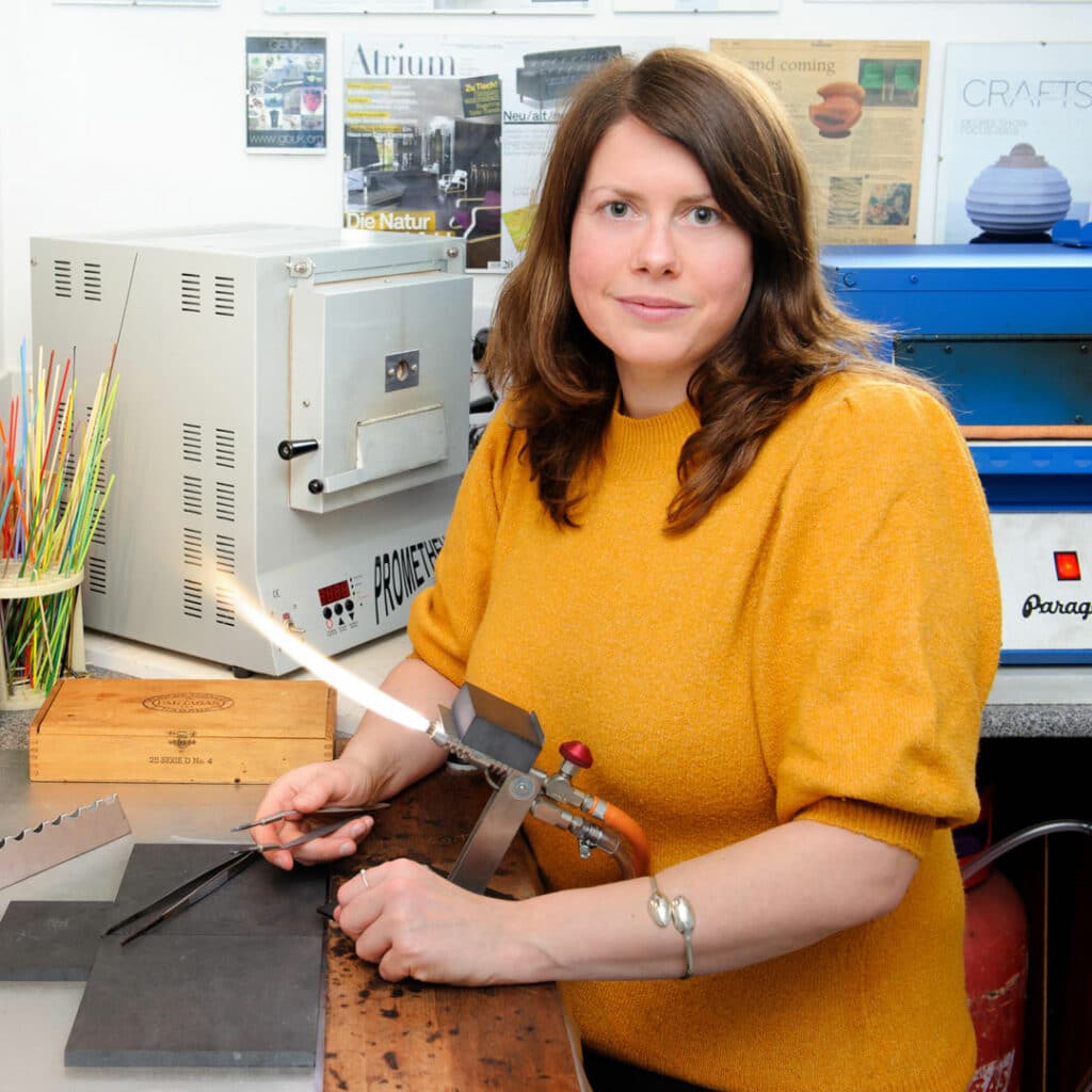 Elena Fleury-Rojo, Scientific Glass Blower