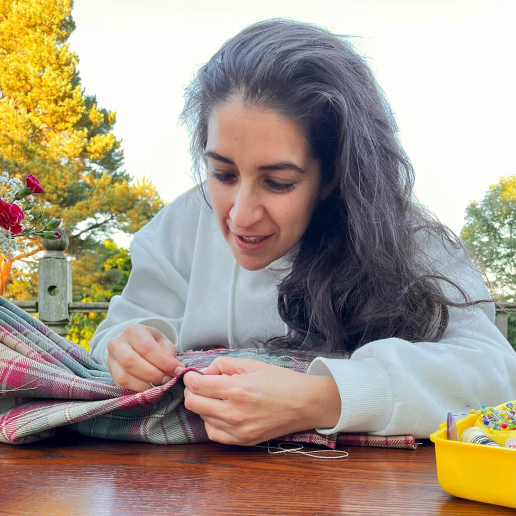 Hannah Macfarlane, Kilt Maker