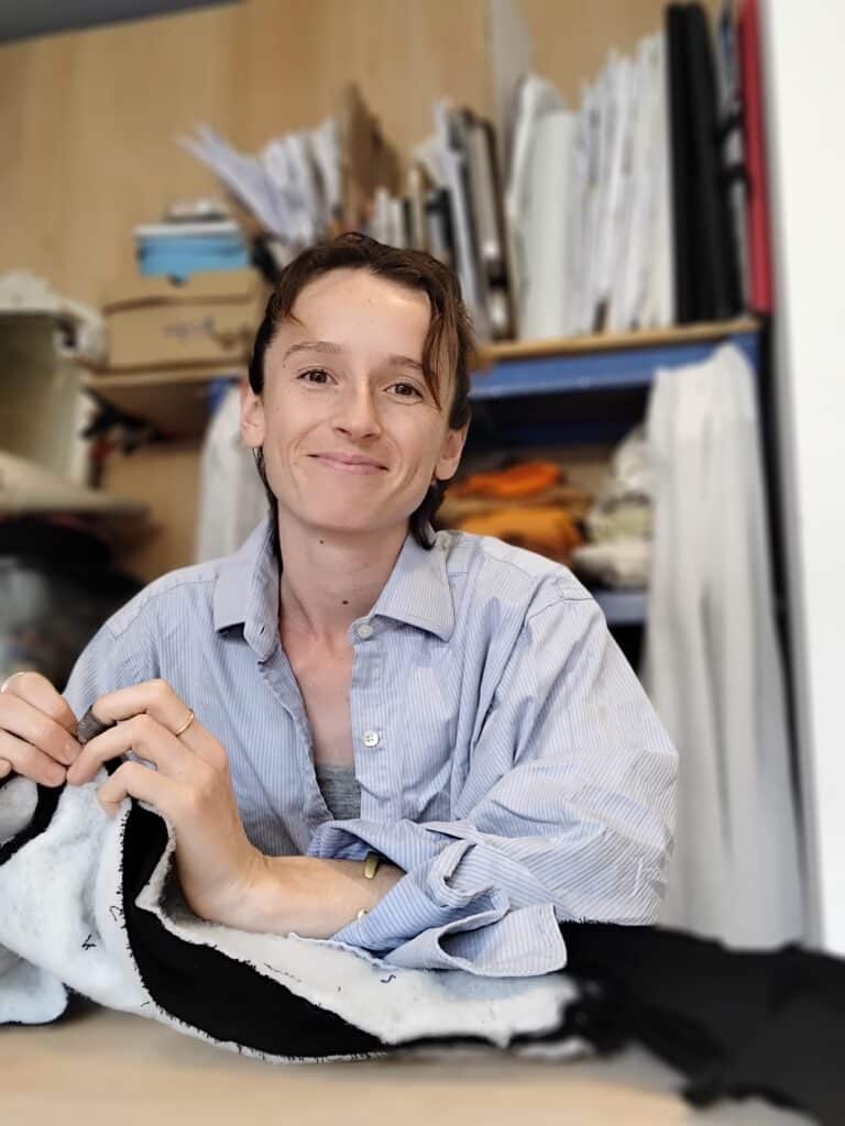 Clare Sikorska, Tailoring