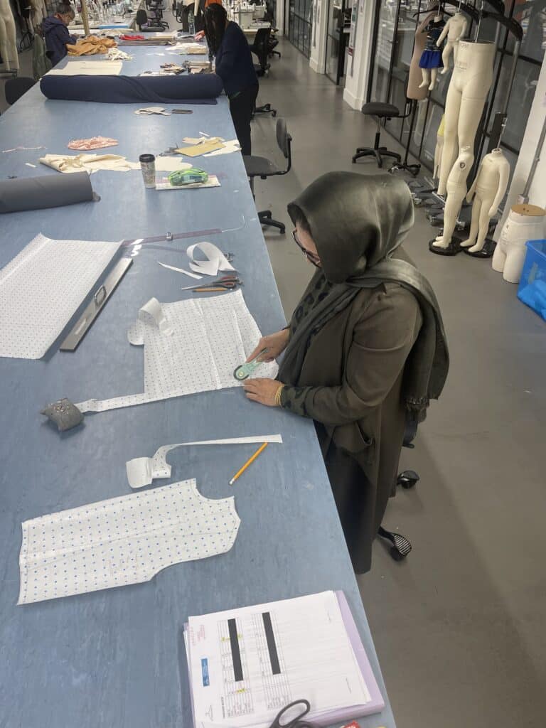 Zakara Akhonzada, Tailoring and sewing