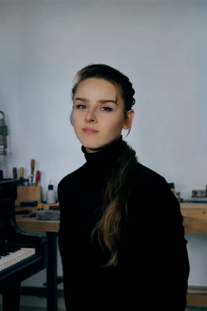 Vitalija Glovackyte, violin making
