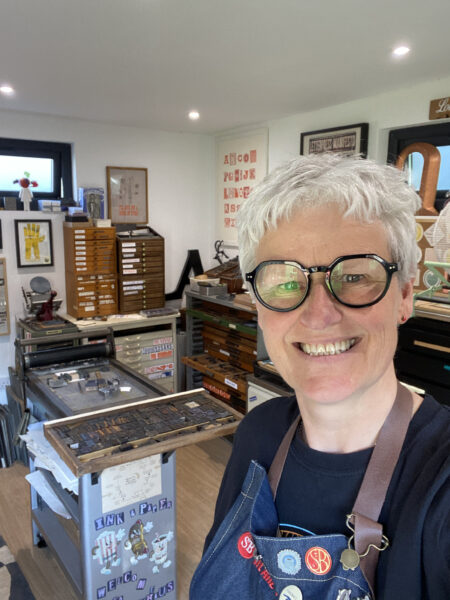 Frauhaus is Elizabeth Fraser