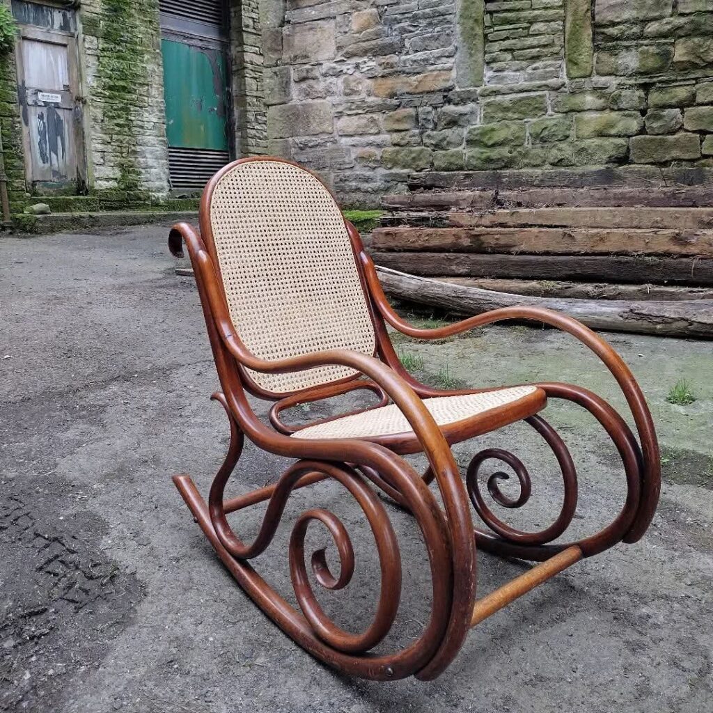 Superb Bentwood Rocker, completely recaned