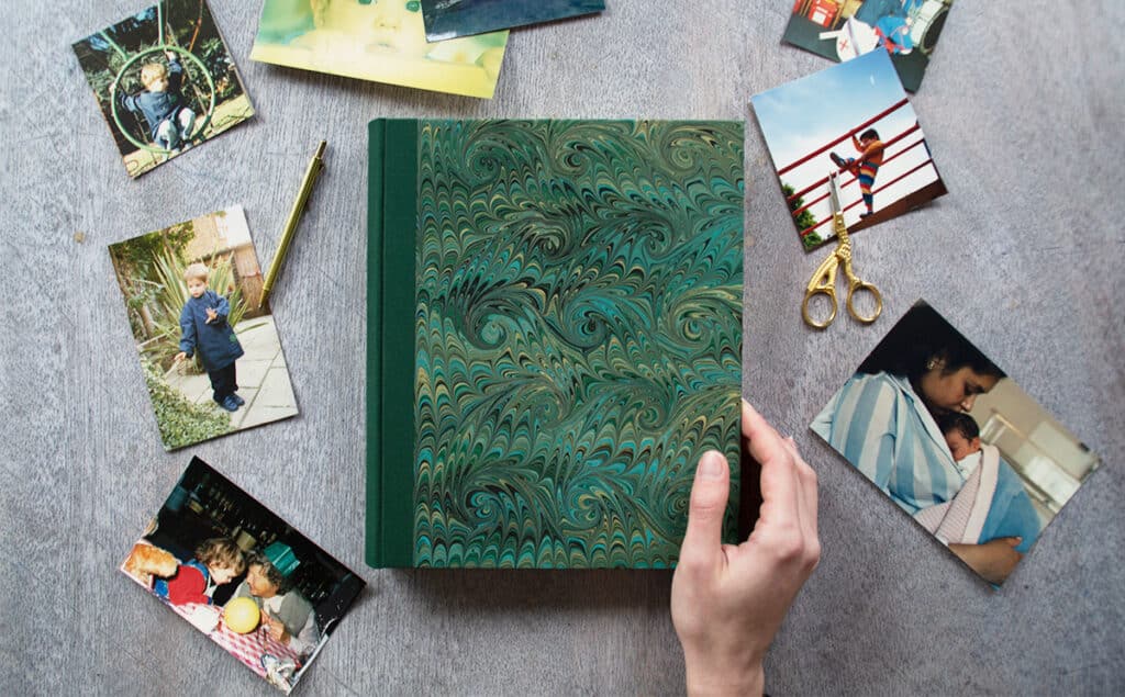 Compact photo album – Dark Green – French Curl