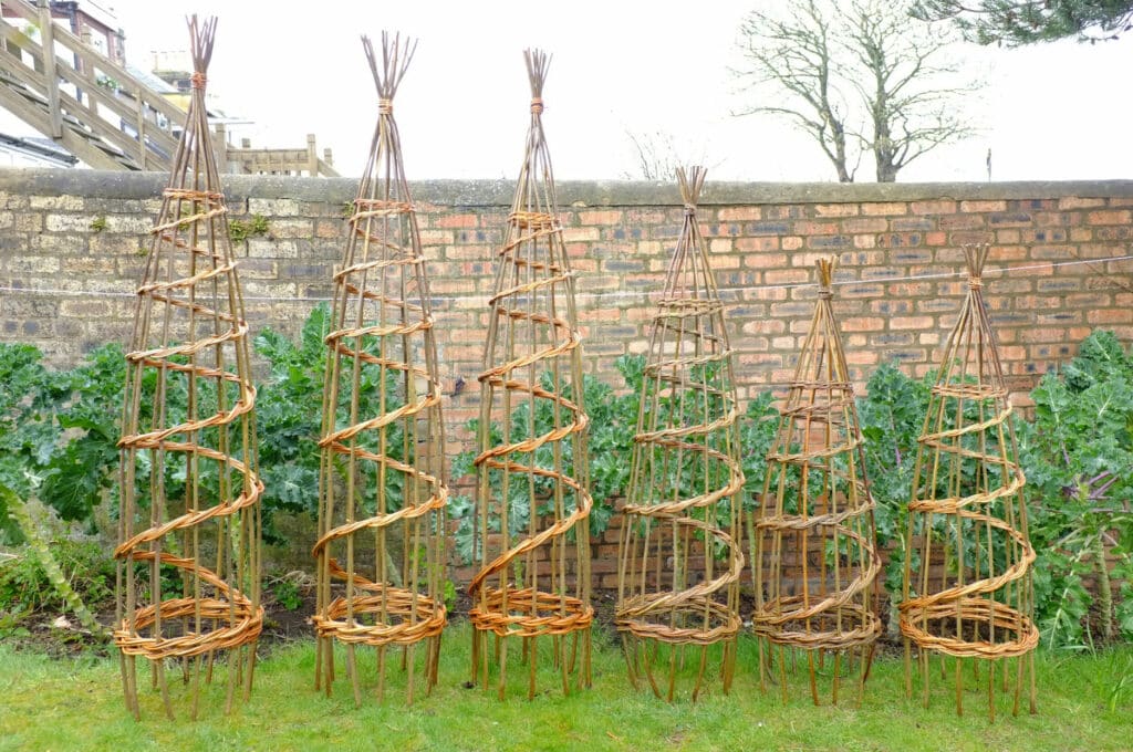 Handmade Willow Pea Cone