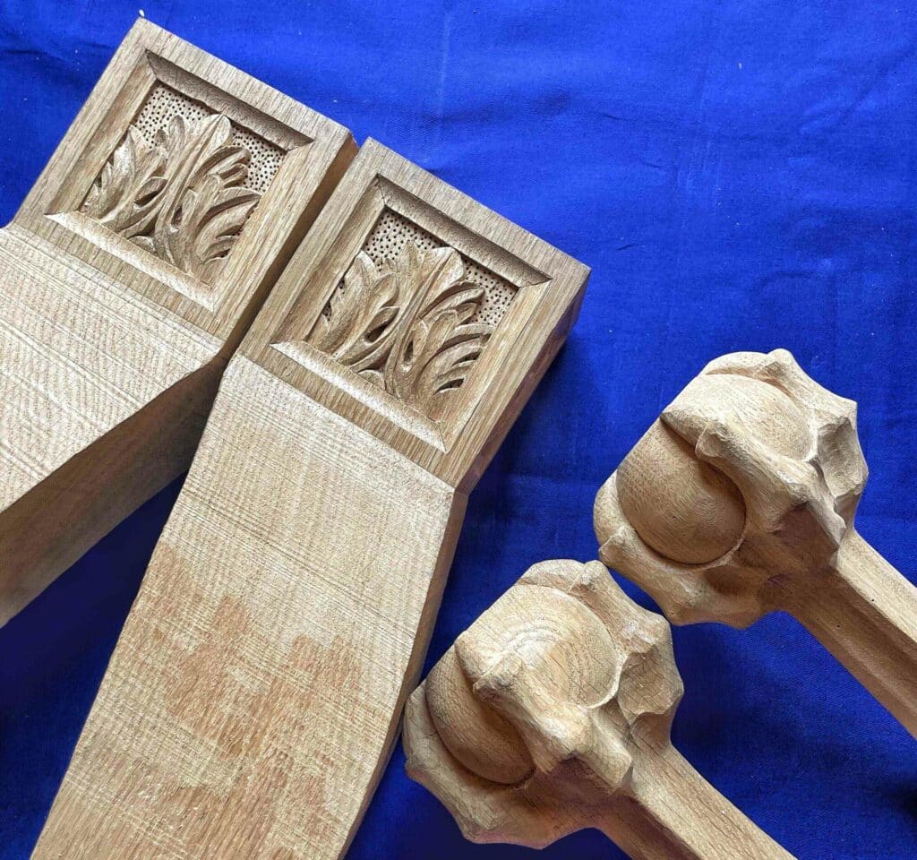 Set of “ball&claw” carved legs