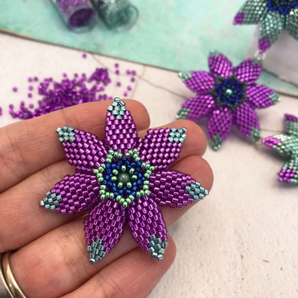 Beading patterns, kits, classes and more!