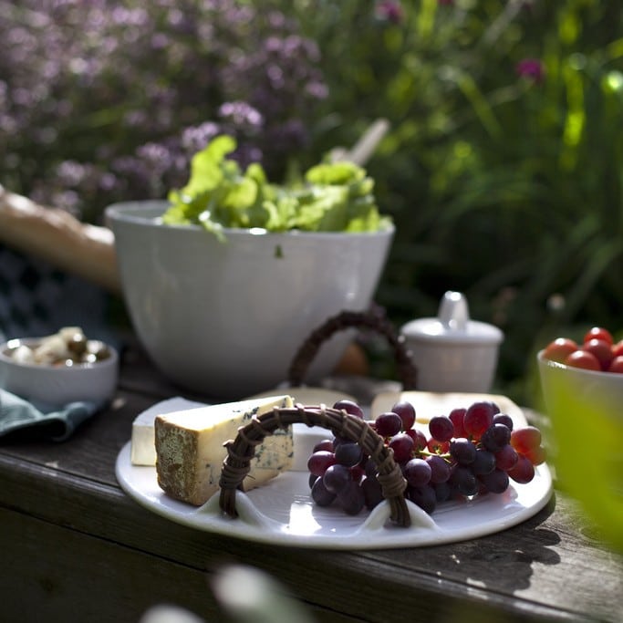 cheese tray with akebia vine handles