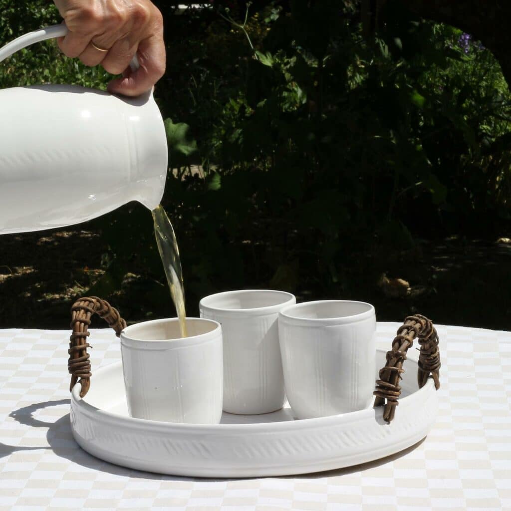 tray with akebia vine handles