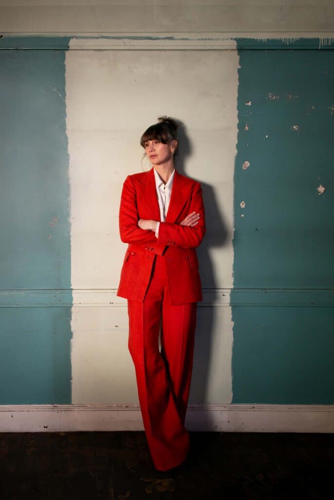 Luisneadh a’ mhàdair ruaidh / Glow of the red madder