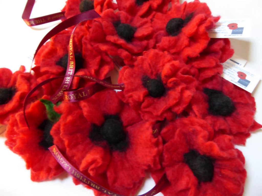 Fabulous felt flowers in any colour